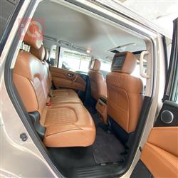 Infiniti QX80